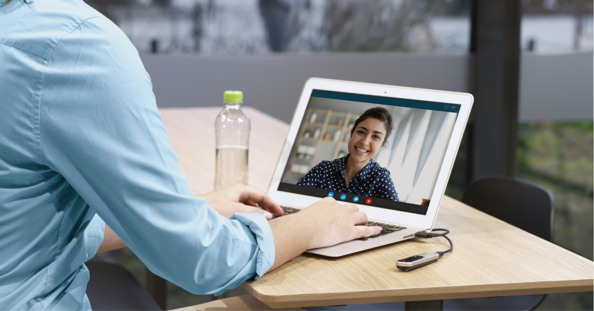 From Multiple Devices to One: How Modern Phonak Hearing Aid Accessories Simplify Listening