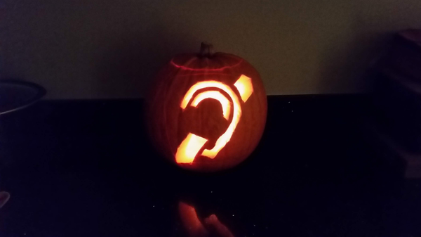 5 Ways to Make Halloween Inclusive (and Fun!) for Deaf and Hard of Hearing People